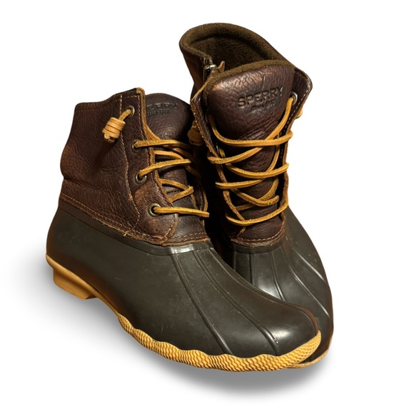 Sperry Shoes - Sperry Saltwater Snow Boot Size 8